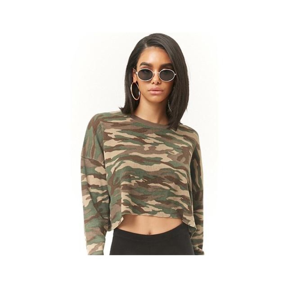 Forever 21 waffle knit camo crop top